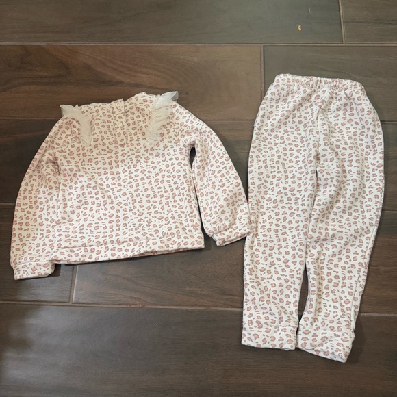 Nicole Miller Girl’s Pink White Leopard Print Tulle Sweatshirt Pants Sweatsuit - Picture 5 of 8
